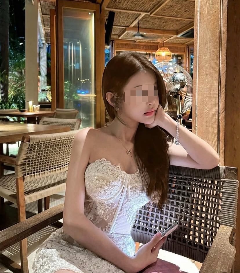 มินนี่ รับงานไซด์ไลน์ เด็กเอ็น พื้นหลังโปรไฟล์