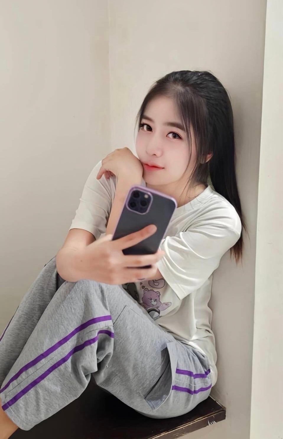 น้ำขิง รับงานไซด์ไลน์ เด็กเอ็น พื้นหลังโปรไฟล์