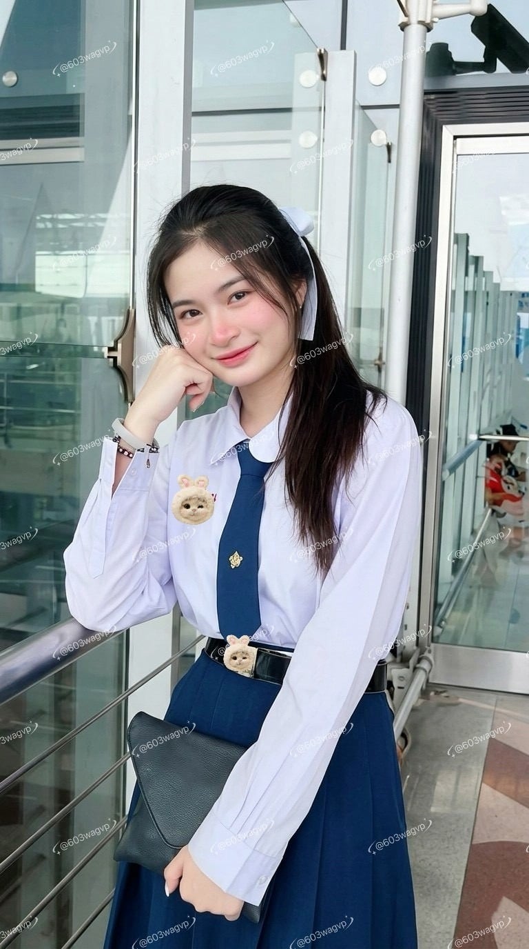 บีเบลล์🎌อายุ20..ลูกครึ่งญี่ปุ่น🎌 รับงานไซด์ไลน์ เด็กเอ็น พื้นหลังโปรไฟล์